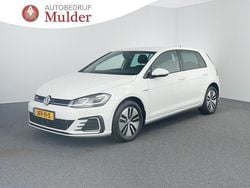 Wit Gebruikt 2020 VW Golf VIII GTE Hatchback | € 23.445 (Super prijs)