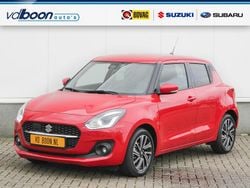 Rood Gebruikt 2023 Suzuki Swift Style Hatchback | € 22.795 (Eerlijke prijs)