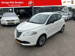 Wit Gebruikt 2013 Lancia Ypsilon Silver Hatchback | € 3.950 (Goede deal)