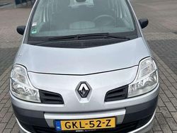 Grijs Gebruikt 2009 Renault Modus Expression MPV | € 3.500 (Duur)