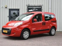 Rood Gebruikt 2012 Fiat Qubo Trekking MPV | € 6.950