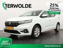 Wit Gebruikt 2022 Dacia Sandero Comfort Hatchback | € 12.900 (Goede deal)