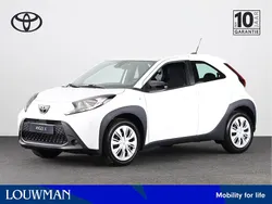 Wit Nieuw 2025 Toyota Aygo Play Hatchback | € 21.250 (Eerlijke prijs)