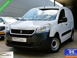 Wit Gebruikt 2016 Peugeot Partner Van | € 5.995 (Duur)