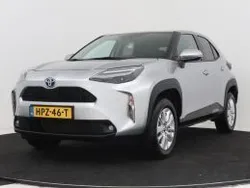 Grijs metallic Gebruikt 2024 Toyota Yaris Cross Active SUV | € 28.450 (Goede deal)