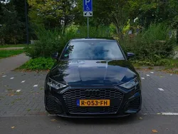 Zwart Gebruikt 2021 Audi A3 S-Line Sedan | € 27.500 (Super prijs)