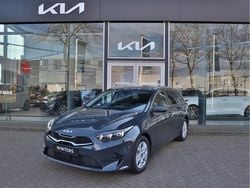Grijs, metallic lak Gebruikt 2025 Kia Ceed Sportswagon Stationwagen | € 29.945 (Duur)