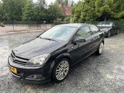 Zwart Gebruikt 2005 Opel Astra GTC Sport Hatchback | € 2.795 (Duur)