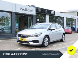 Grijs Gebruikt 2020 Opel Astra Edition Hatchback | € 12.990 (Eerlijke prijs)