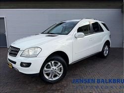 Wit Gebruikt 2009 Mercedes ML350 SUV | € 11.500 (Eerlijke prijs)