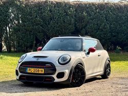 Gebruikt 2017 Mini John Cooper Works Hatchback | € 21.850