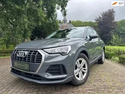 Grijs, metallic lak Gebruikt 2018 Audi Q3 Exclusive SUV | € 25.244 (Duur)