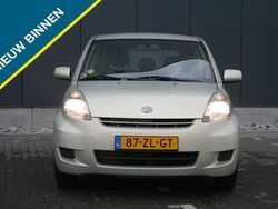 Beige Gebruikt 2008 Daihatsu Sirion Hatchback | € 1.749 (Eerlijke prijs)