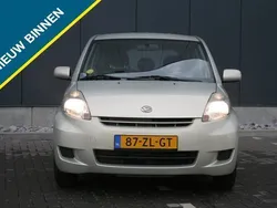 Beige Gebruikt 2008 Daihatsu Sirion Hatchback | € 1.749 (Eerlijke prijs)