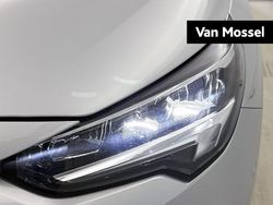 Grijs Gebruikt 2023 Opel Corsa Elegance Hatchback | € 19.440 (Eerlijke prijs)