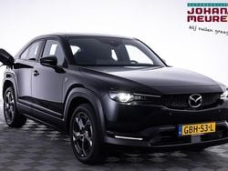 Zwart Nieuw 2024 Mazda MX30 Prime-Line SUV | € 24.999 (Iets duurder)