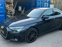 Grijs Gebruikt 2021 Audi A3 Sedan | € 27.250 (Duur)