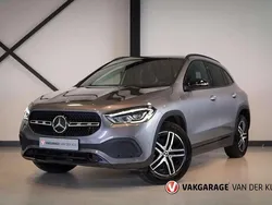 Grijs Gebruikt 2023 Mercedes GLA250 Progressive SUV | € 37.950 (Super prijs)
