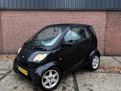 Zwart Gebruikt 2003 Smart ForTwo Coupé Pure Hatchback | € 1.199 (Eerlijke prijs)