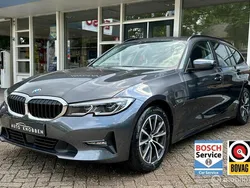 Grijs, metallic lak Gebruikt 2022 BMW 330e Stationwagen | € 26.800