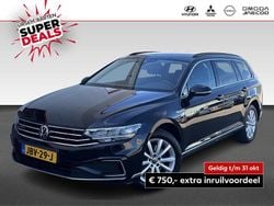 Zwart Gebruikt 2021 VW Passat Business Stationwagen | € 20.930 (Goede deal)