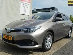 Grijs Gebruikt 2016 Toyota Auris Touring Sports Stationwagen | € 16.450 (Eerlijke prijs)