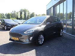Grijs, metallic lak Gebruikt 2019 Ford Fiesta Titanium Hatchback | € 16.950 (Eerlijke prijs)