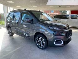 Grijs Gebruikt 2019 Citroën Berlingo Shine MPV | € 22.890 (Duur)