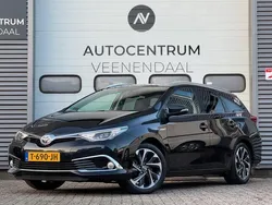 Zwart, metallic lak Gebruikt 2018 Toyota Auris Touring Sports Stationwagen | € 17.500 (Eerlijke prijs)