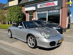 Porsche 911 Carrera 4