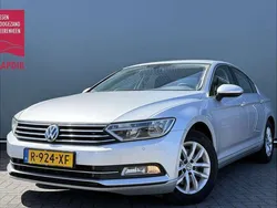 Grijs, metallic lak Gebruikt 2017 VW Passat Edition Sedan | € 16.799 (Super prijs)