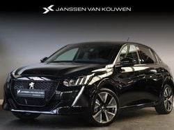 Zwart Gebruikt 2022 Peugeot e-208 GT Hatchback | € 18.885 (Eerlijke prijs)