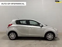 Grijs Gebruikt 2010 Hyundai i20 Hatchback | € 4.677 (Eerlijke prijs)