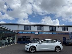 Wit Gebruikt 2019 Tesla Model 3 Standard Range Sedan | € 17.450 (Eerlijke prijs)