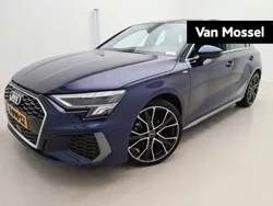 Blauw Gebruikt 2023 Audi A3 Sportback S-Line Hatchback | € 31.900 (Eerlijke prijs)