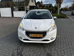 Wit Gebruikt 2013 Peugeot 208 Hatchback | € 4.500 (Goede deal)