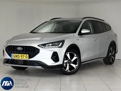 Grijs, metallic lak Gebruikt 2024 Ford Focus Active Stationwagen | € 28.900 (Eerlijke prijs)