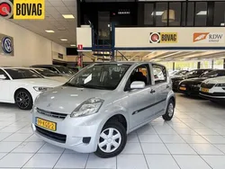 Grijs Gebruikt 2009 Daihatsu Sirion Hatchback | € 2.950 (Eerlijke prijs)