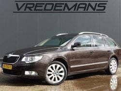 Bruin Gebruikt 2012 Skoda Superb Business Line Stationwagen | € 5.950
