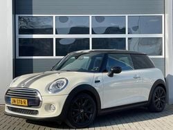 Wit Gebruikt 2016 Mini Cooper Business Hatchback | € 10.950 (Super prijs)