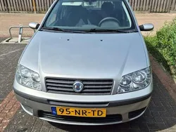 Grijs Gebruikt 2004 Fiat Punto Dynamic Hatchback | € 600 (Goede deal)