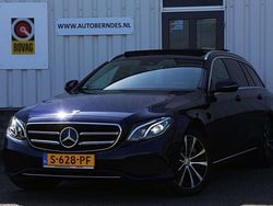 Blauw, metallic lak Gebruikt 2019 Mercedes E300 Premium Plus Stationwagen | € 29.900