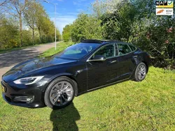 Zwart, metallic lak Gebruikt 2018 Tesla Model S Sedan | € 26.999 (Eerlijke prijs)