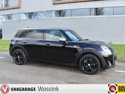 Zwart Gebruikt 2018 Mini Cooper Clubman Pepper Stationwagen | € 20.940 (Iets duurder)