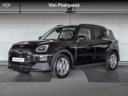 Midnight black Gebruikt 2024 Mini Countryman Classic SUV | € 39.900 (Goede deal)