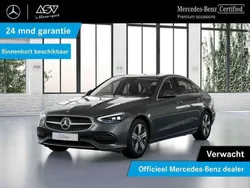 , metallic lak Gebruikt 2023 Mercedes C300e Business Sedan | € 48.895 (Goede deal)
