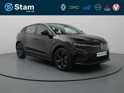 Zwart Nieuw 2025 Renault Megane E-Tech Evolution Hatchback | € 33.990 (Eerlijke prijs)
