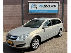 Grijs Gebruikt 2008 Opel Astra Stationwagen | € 2.429 (Eerlijke prijs)