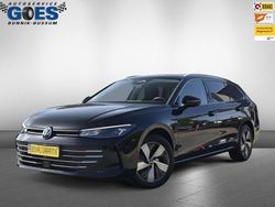 Zwart Gebruikt 2025 VW Passat Business Stationwagen | € 40.900 (Iets duurder)