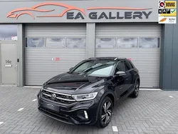 Zwart Gebruikt 2022 VW T-Roc R-line SUV | € 34.940 (Duur)